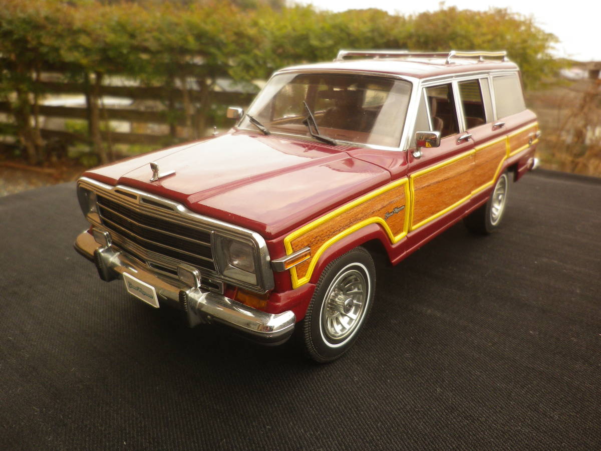 オートアート 1/18 ジープ グランド ワゴニア 絶版！ Aa 1/18 JEEP ジープ GRAND WAGONEER V8 グランド ワゴニア