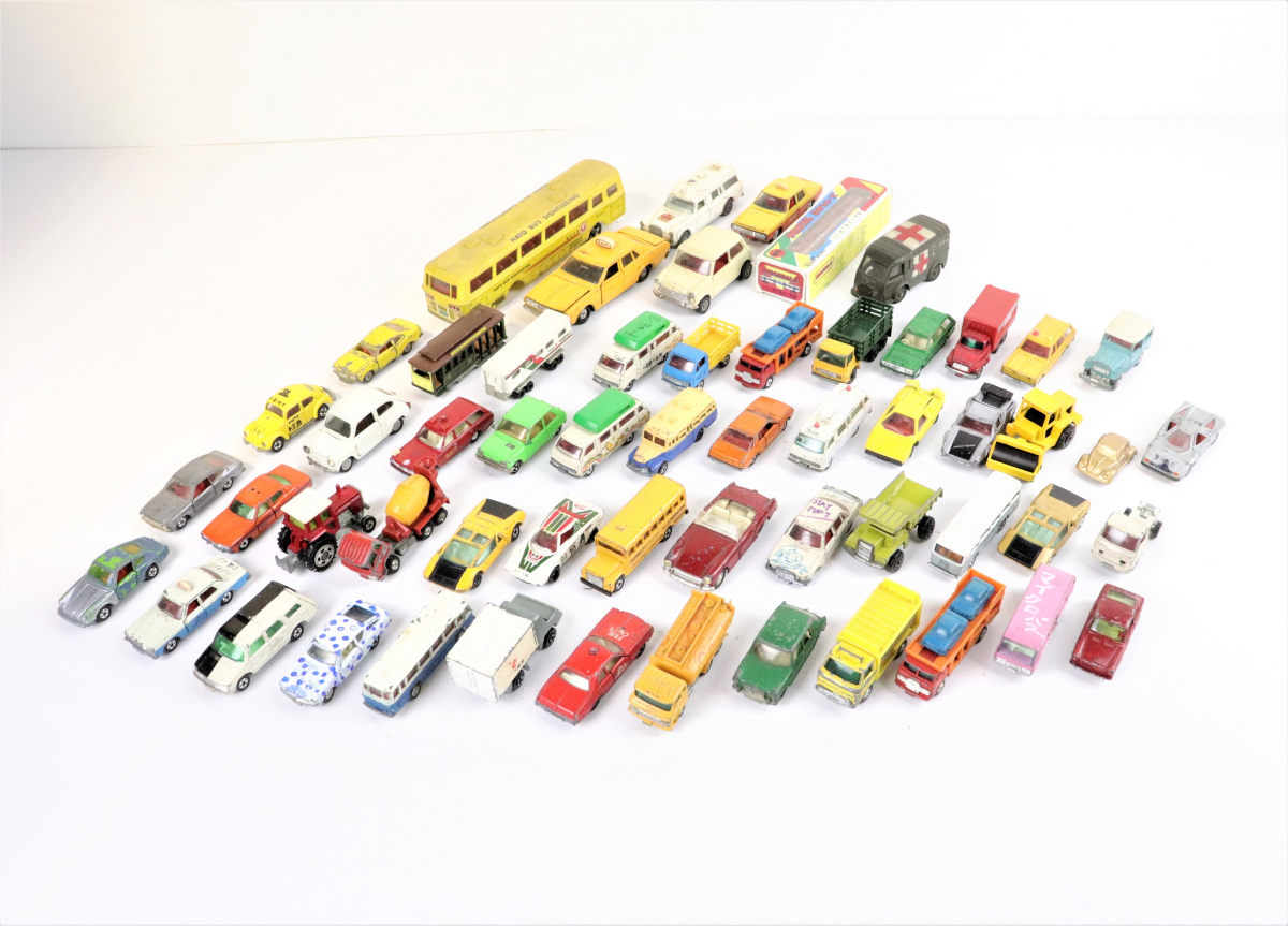 お買い得 ミニカー まとめ おもちゃ 車 トミカ TOMICA DINKY TOYS YOMEZAWA TOYS バス 救急車 トラック タクシー コレクション 005FPFE07(レーシングカー)｜売買されたオークション情報、yahooの商品情報をアーカイ レーシングカー