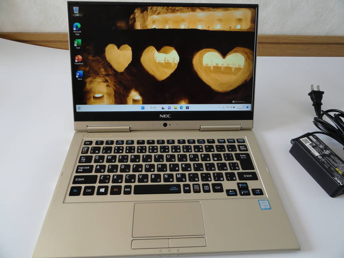 送料無料，新品】 お奨めSSDWin11 画面タッチ子供たちへ とっても 