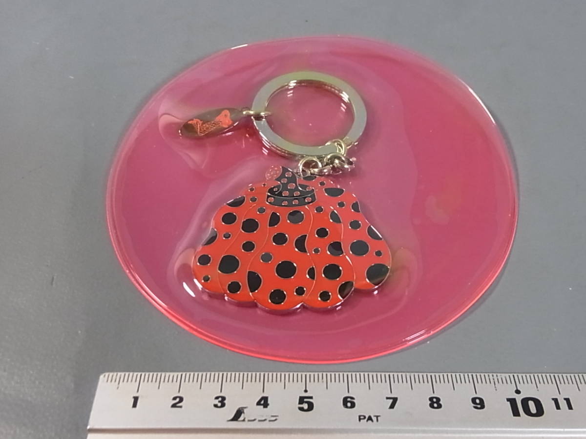 ⑥草間彌生グッズ Pumpkin 南瓜かぼちゃ キーホルダー 2点セット YAYOI