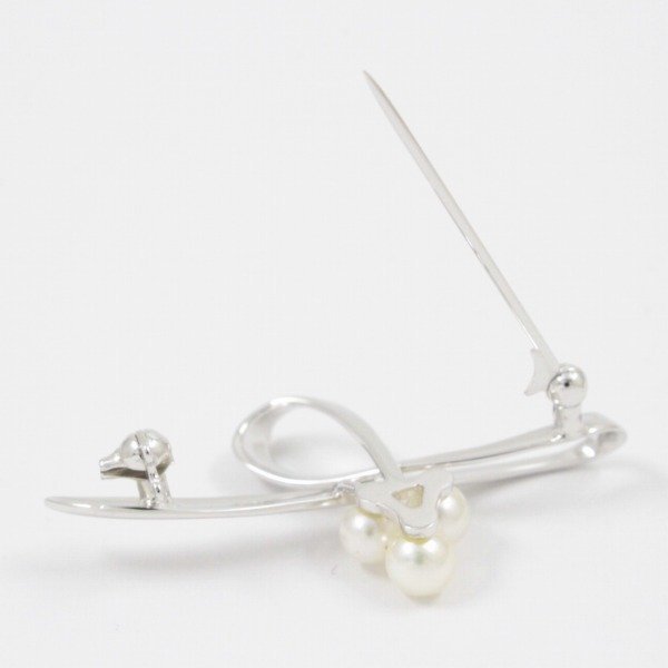 MIKIMOTO ミキモト リボンモチーフ ブローチ シルバー/パール3粒【い