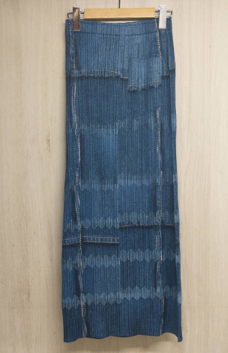 Sea Bubble Top in Blue by Pleats Please Issey Miyake