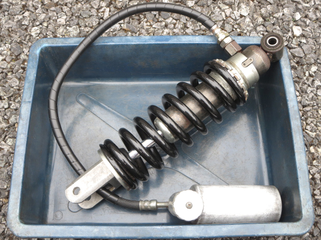 【絶版】SUZUKI RGV250Γ リヤサスペンション　VJ22A ☆絶版品☆RGV250Γ VJ22A VJ21A SP リアサスペンション ガンマ グース