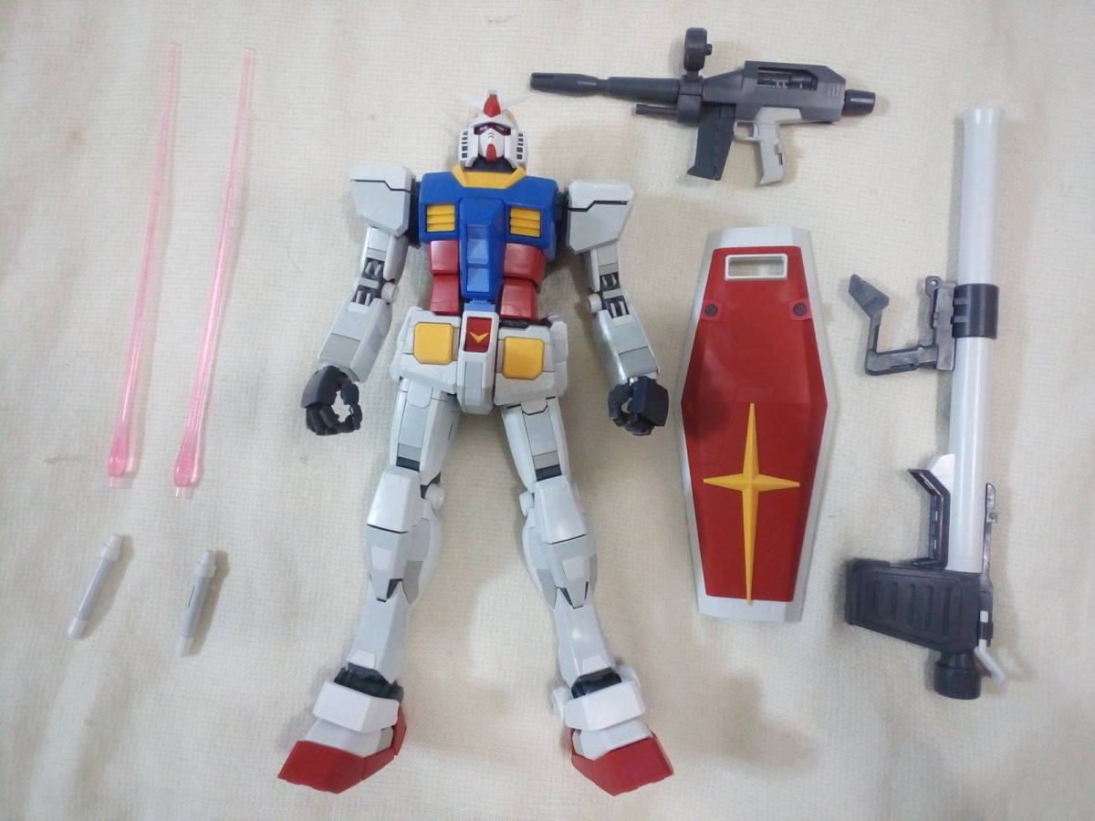 ガンプラ組立済 1/100 MG ガンダム0079 RX-78 ガンダム ver3.0 アムロ・レイ マスターグレード