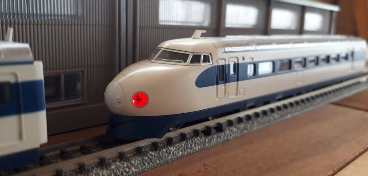 マイクロエース A-0252 0系新幹線 大窓 18次車 ひかり号 基本8