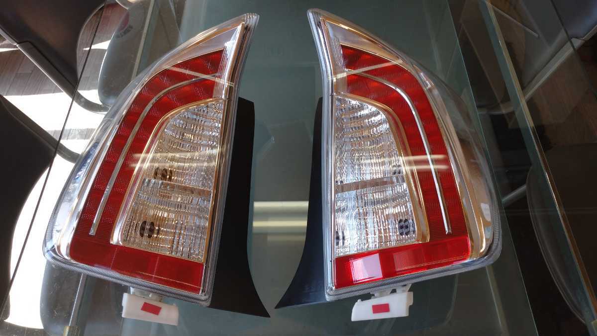 プリウス30 後期 純正 テールランプ 左右セット 破損無し 美品 【公式