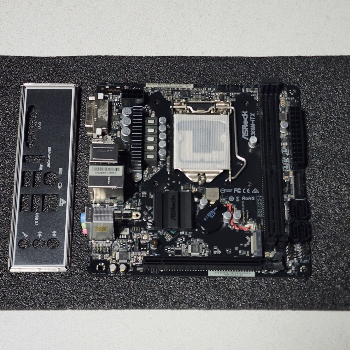 ASRock LGA1151 IOパネル付属 第8・9世代 第8 ジャンク扱い ASRock