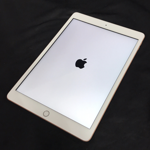 Apple iPad 第8世代 32GB 本体 ゴールド おまけカバー付き 32GB 第8