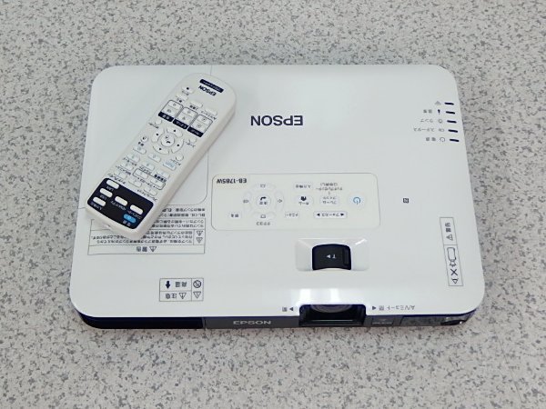 安い，大人気 □βEPSON プロジェクター 【EB-1785W】 ランプ点灯時間