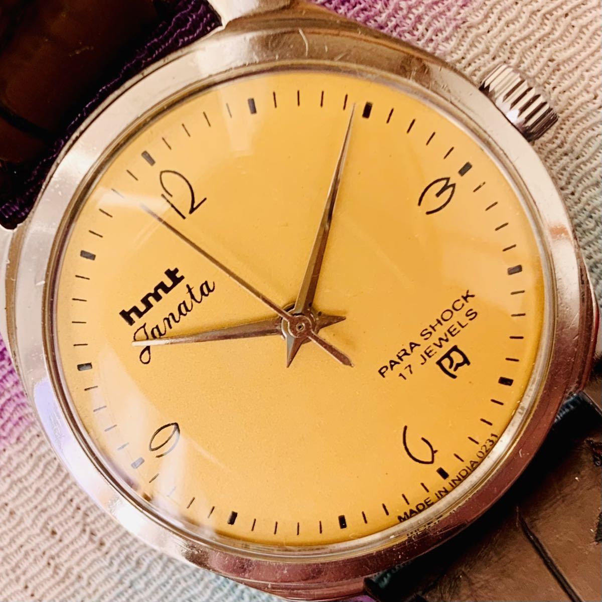 HMT ★送料無料★オーバーホール済★メンズ腕時計★手巻き★機械式★アンティーク★ヴィンテージ★マスタードイエロー★70S