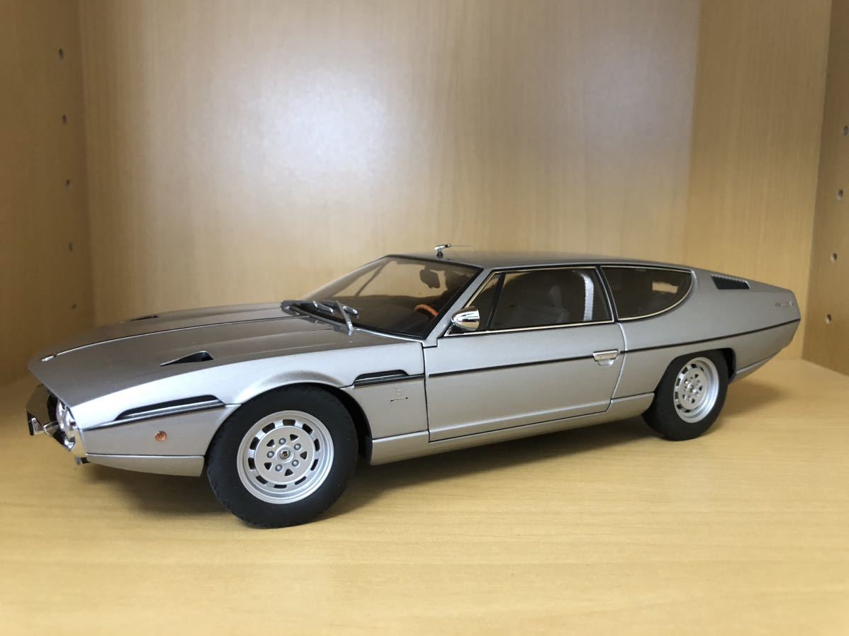 1/18 AUTOart オートアート ランボルギーニ エスパーダ シルバー 1/18 AUTOart ランボルギーニ エスパーダ シルバー オートアート