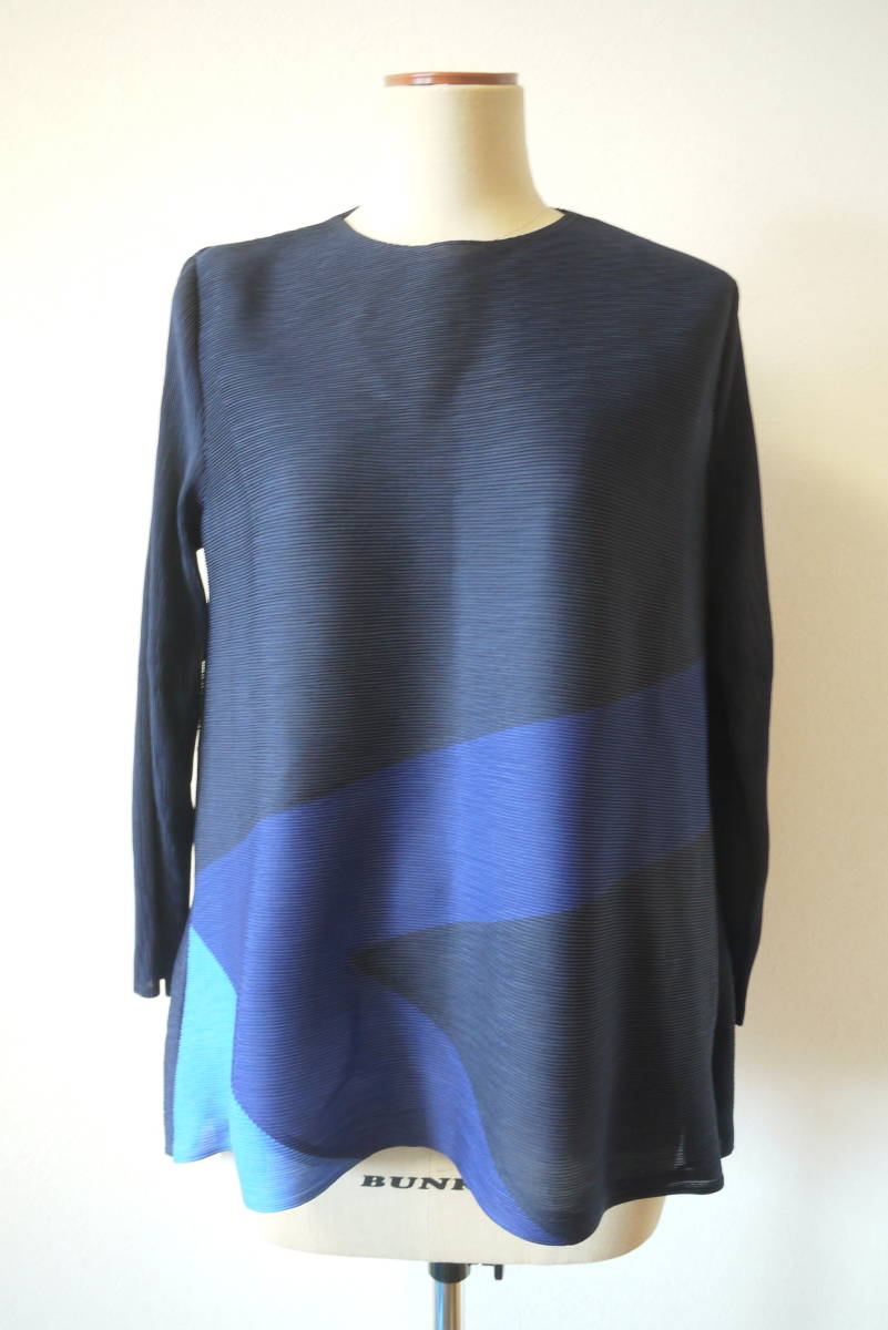 Arte Soie Designed By Reika アルテソワ プリーツブラウス ネイビー Ｍ 未使用