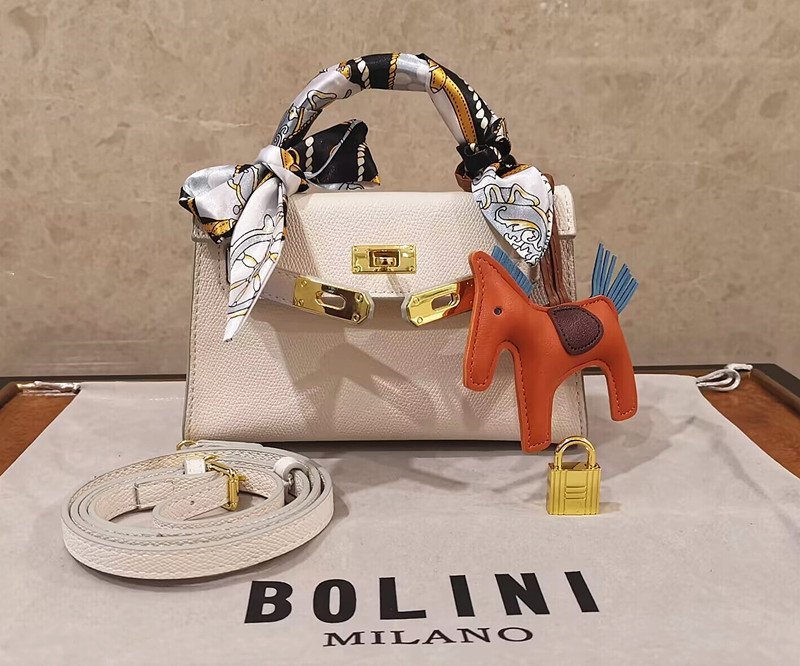 最高峰26万◇イタリア・ミラノ発*BOLINI・最上級牛革・エプソン 