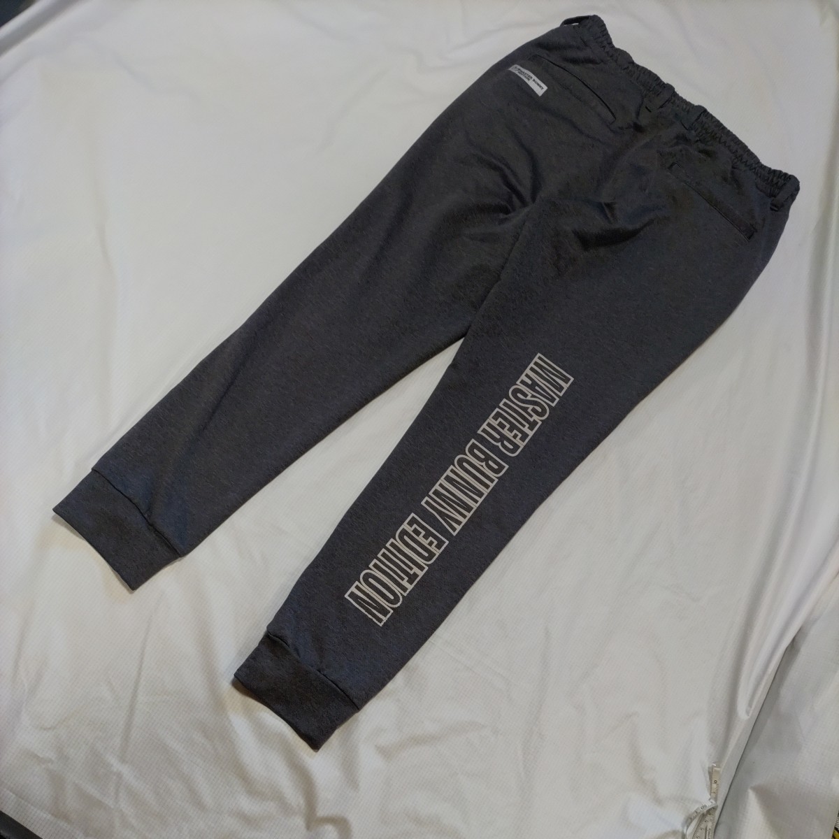 美品正規品 マスターバニー パーリーゲイツ サイズ4 希少 バックロゴ ジョガーパンツ スウェットジャージ グレー 送料無料