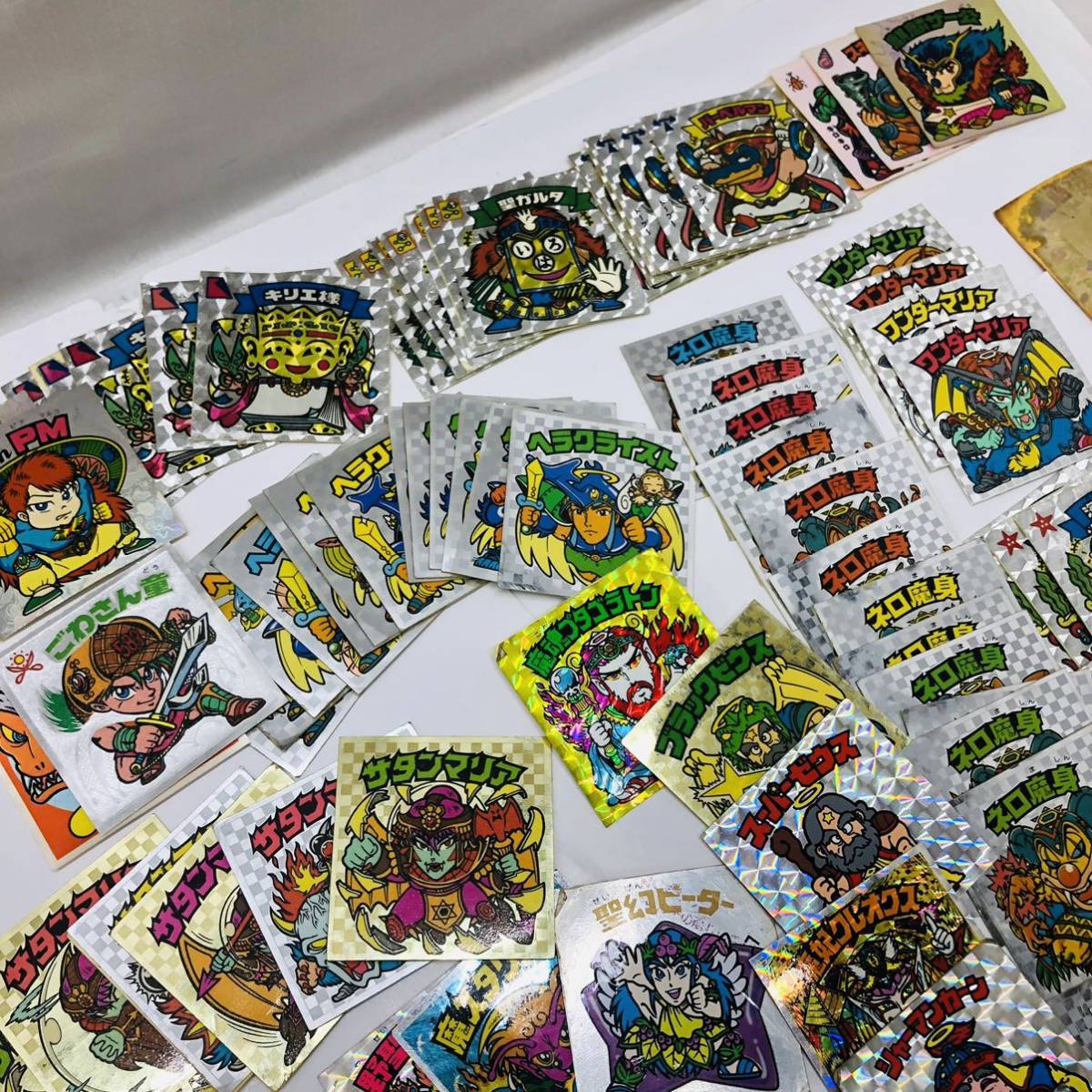 ビックリマン ヘッド約200枚 ジャンク品 旧ビックリマン ホロ 