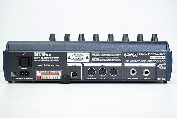 BEHRINGER/べリンガー MIDI フェダーコントローラー△BCF2000 中古