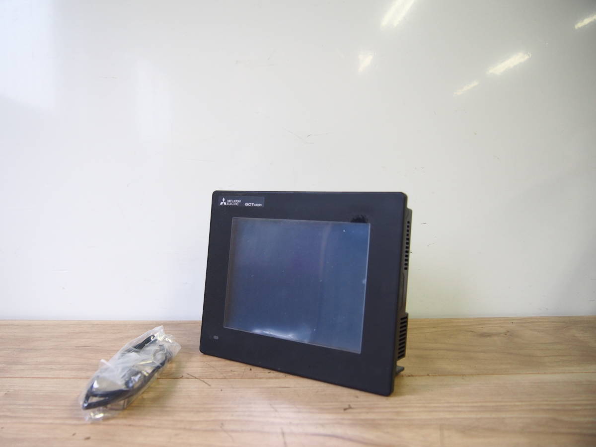 ★【T0403-5】 MITSUBISHI 三菱 GT1050-QBBD グラフィックオペレーションターミナル 動作保証