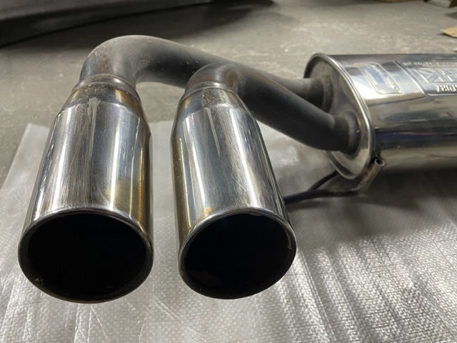 FUJITSUBO FGK フジツボ スバル インプレッサ GP7 JQR 10131065S 中古品