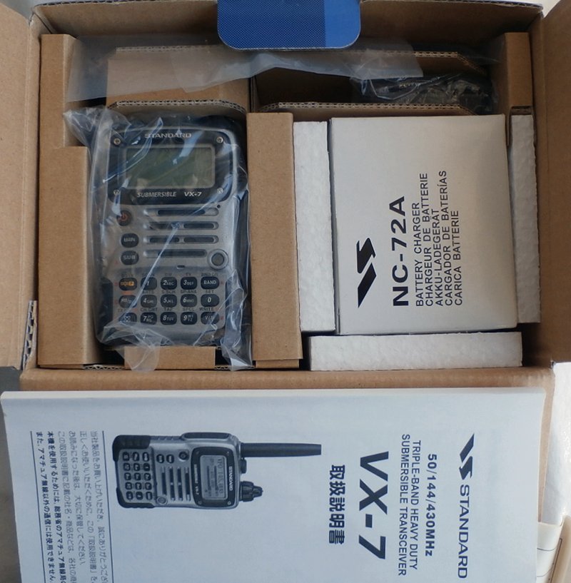 スタンダード VX-7 50,144,430MHz FMトランシーバー STANDARD VX-7