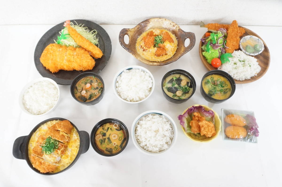 通販 食品サンプル とんかつ 食品サンプル トンカツ エビフライ定食