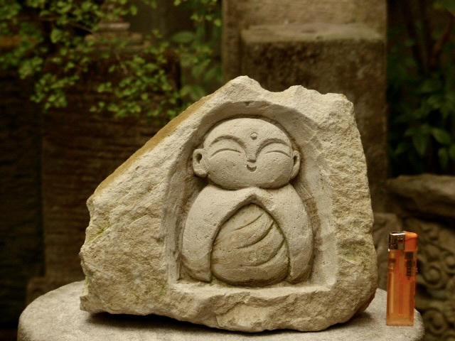 お祈り地蔵様の石像h19cm お地蔵さん 祠地蔵 地蔵菩薩 石仏 仏像 0410a