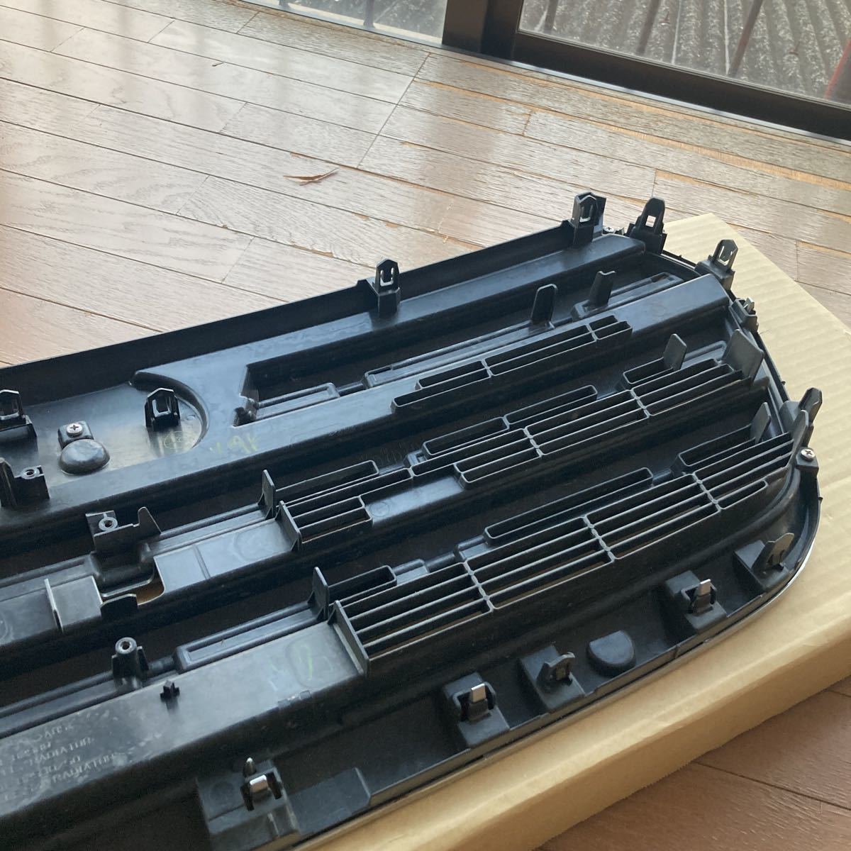 LA250S LA260S 後期キャスト純正フロントグリル ラジエターグリル