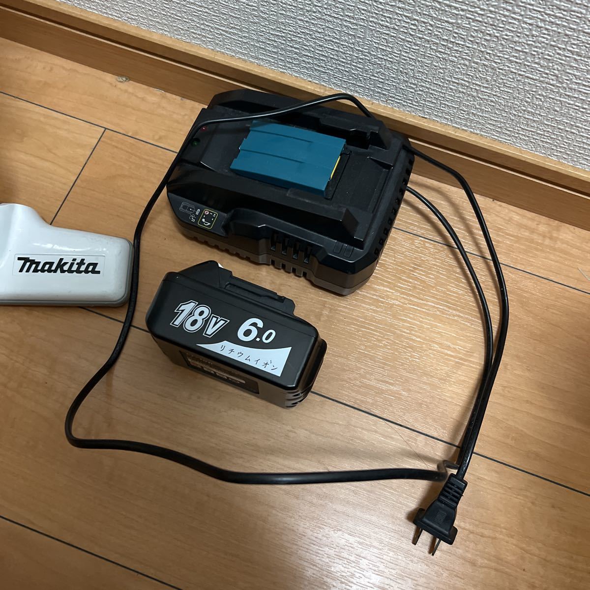 makita マキタ 充電式クリーナー CL280FD カプセル式&サイクロン