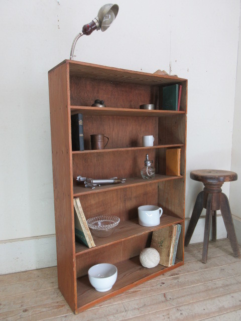 古い木枠のモールガラス戸棚 収納棚 食器棚 本棚 キャビネット 古家具