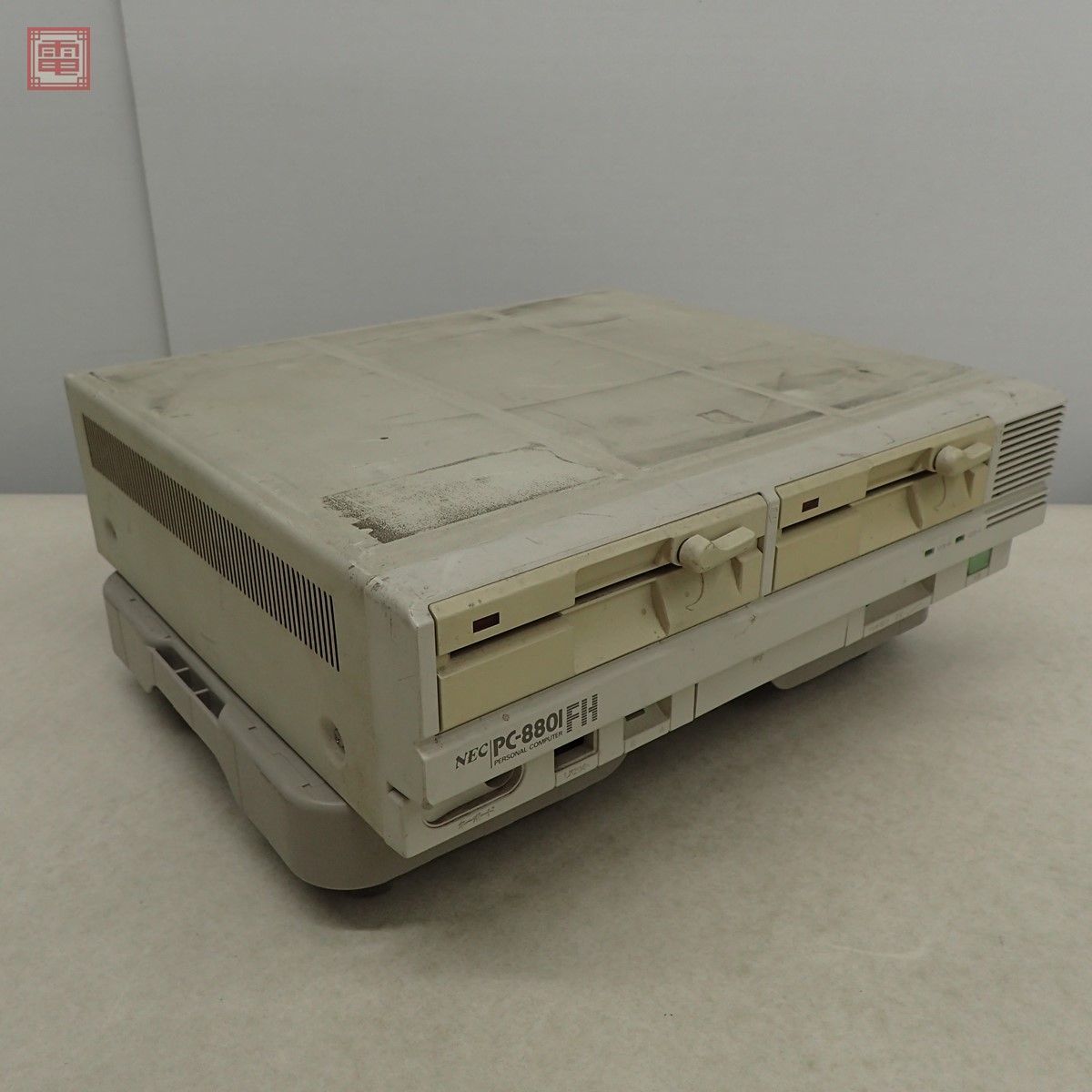 NEC PC-8801FH 本体 日本電気 通電可 欠損あり ジャンク パーツ取りに