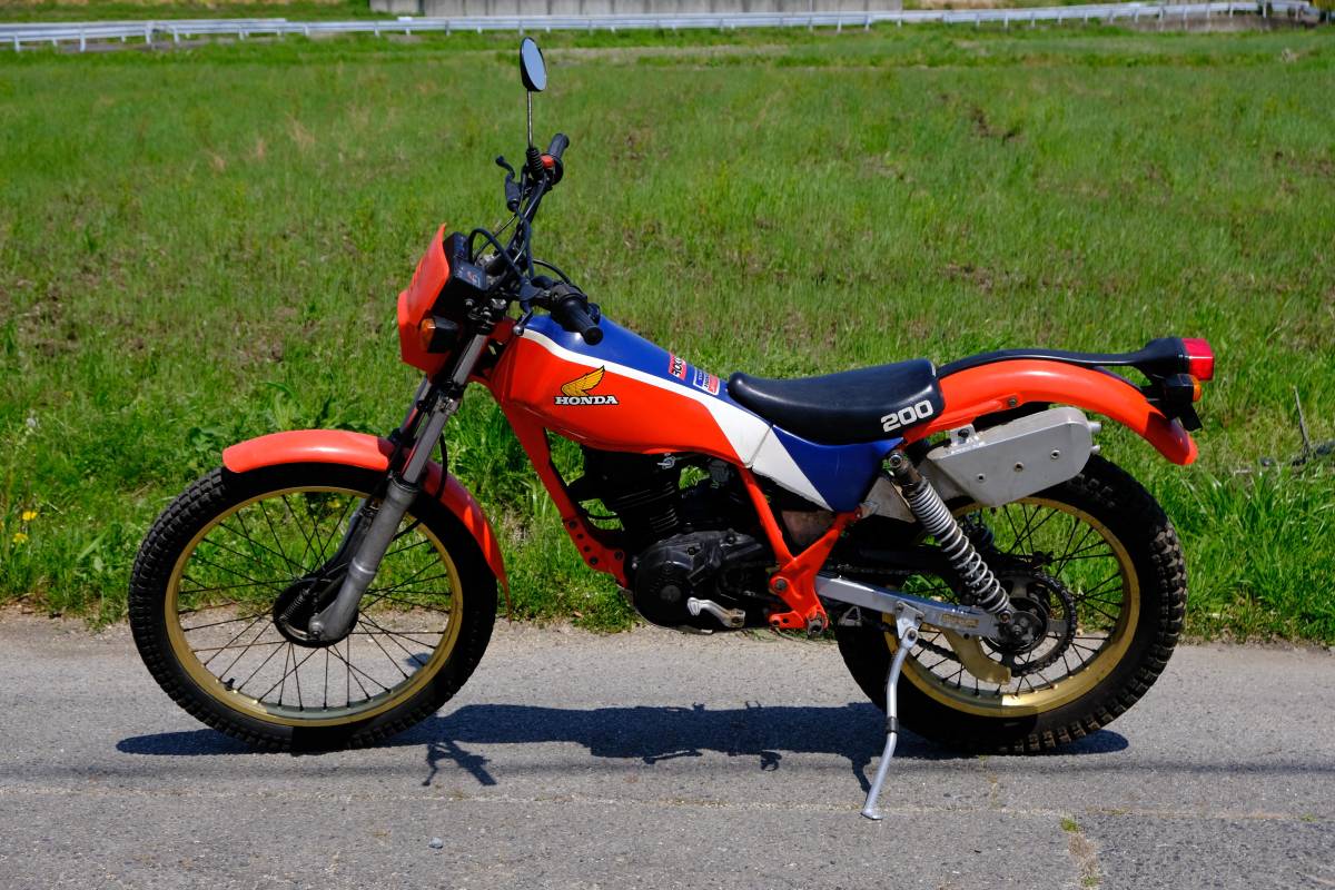 ホンダ TLR200 MD09 実働 書付