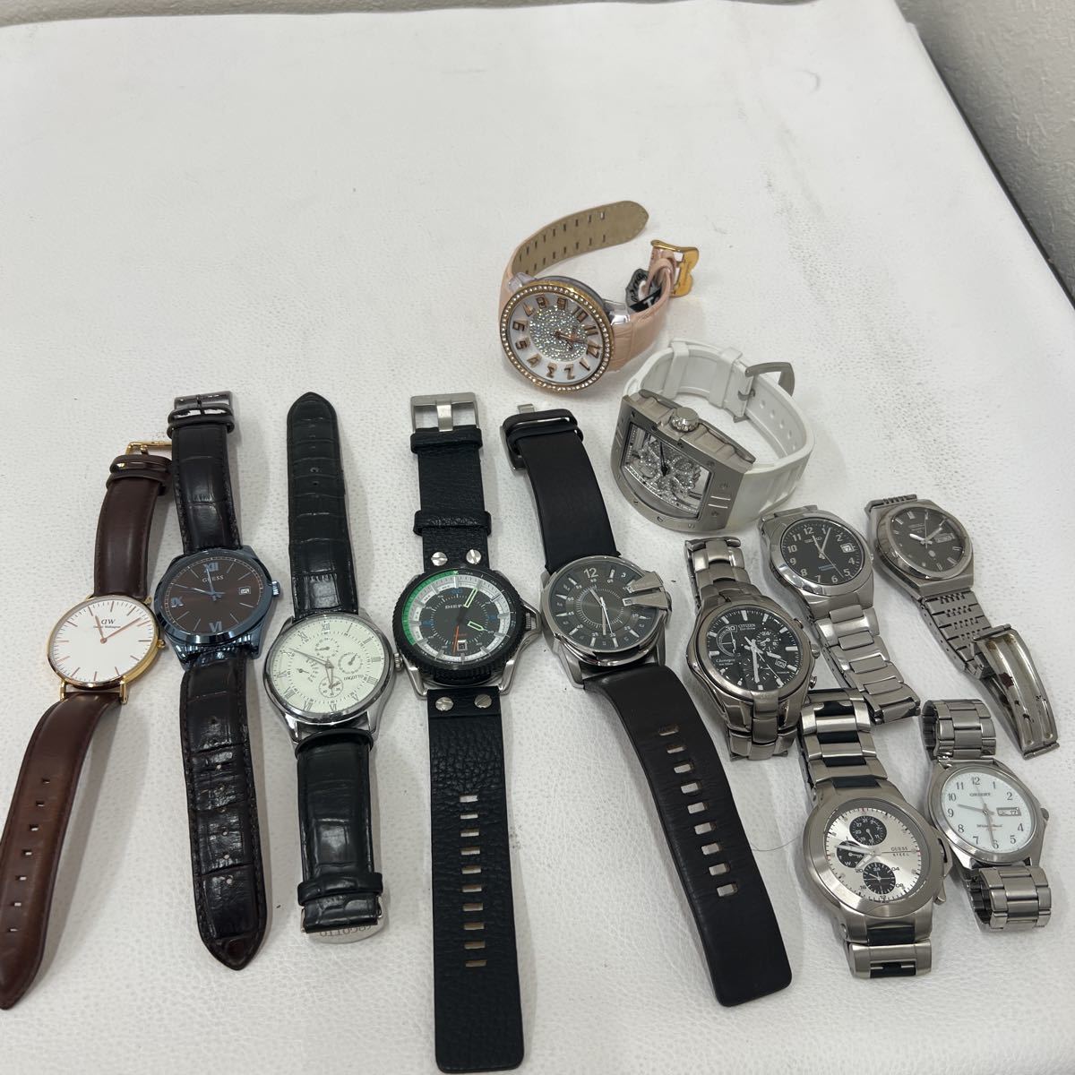 格安，100%新品 卸売-T 腕時計 おまとめ メンズ多め ディーゼル セイコ シチズン エコドライブ guess ファゴット tendense 12本(その他)｜売買されたオークション情報、yahooの商品情報をアーカイブ公開 - オーク その他