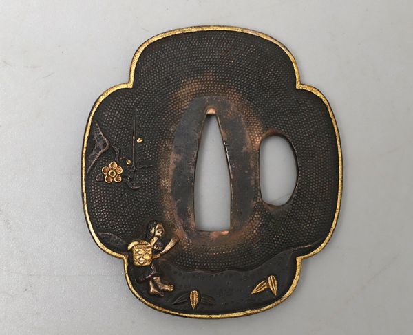 V157. 時代武具 土佐守正宗銘 穂付 小柄 銅地 牛人物梅文鍔 縁頭 目貫