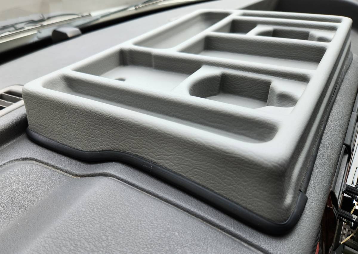 VW T4 DASH TRAY（ダッシュトレイ）右ハンドル/左ハンドル 共通 WESTFALIA ヴァナゴン カラベル ウェストファリア フォルクスワーゲン T4 VW ダッシュボードトレイ T T3 Infill