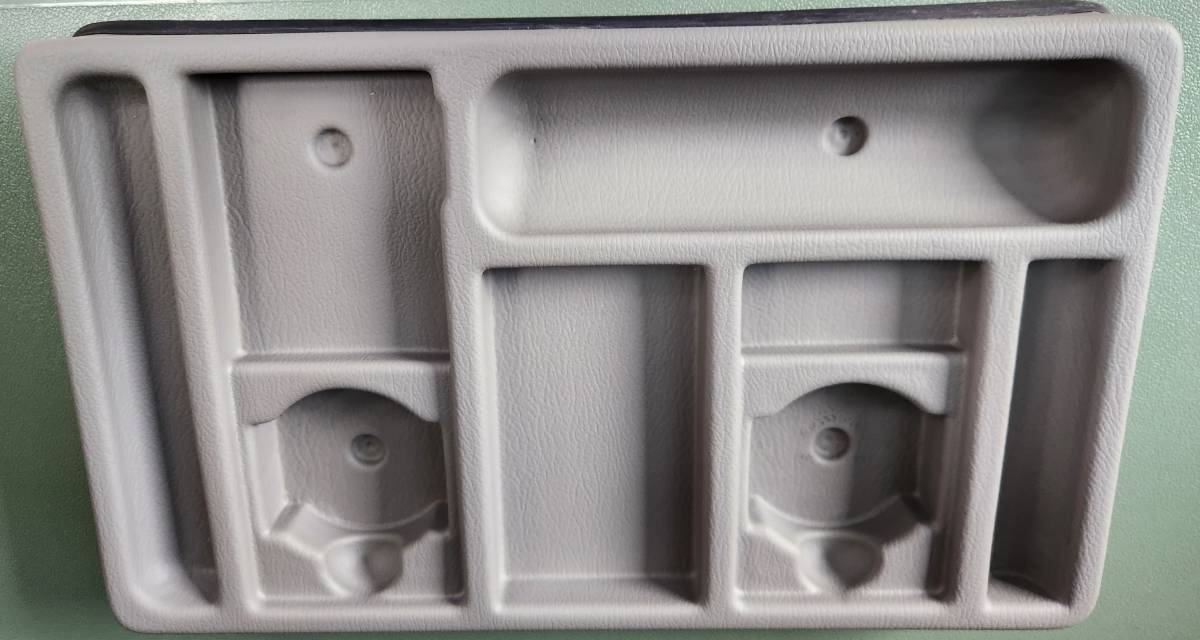 VW T4 DASH TRAY（ダッシュトレイ）右ハンドル/左ハンドル 共通 WESTFALIA ヴァナゴン カラベル ウェストファリア フォルクスワーゲン T4 VW ダッシュボードトレイ T T3 Infill