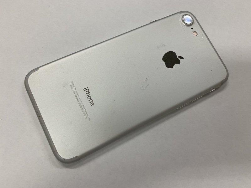 DF257 SIMフリー iPhone7 シルバー 32GB iPhone7 32GB シルバー 本体