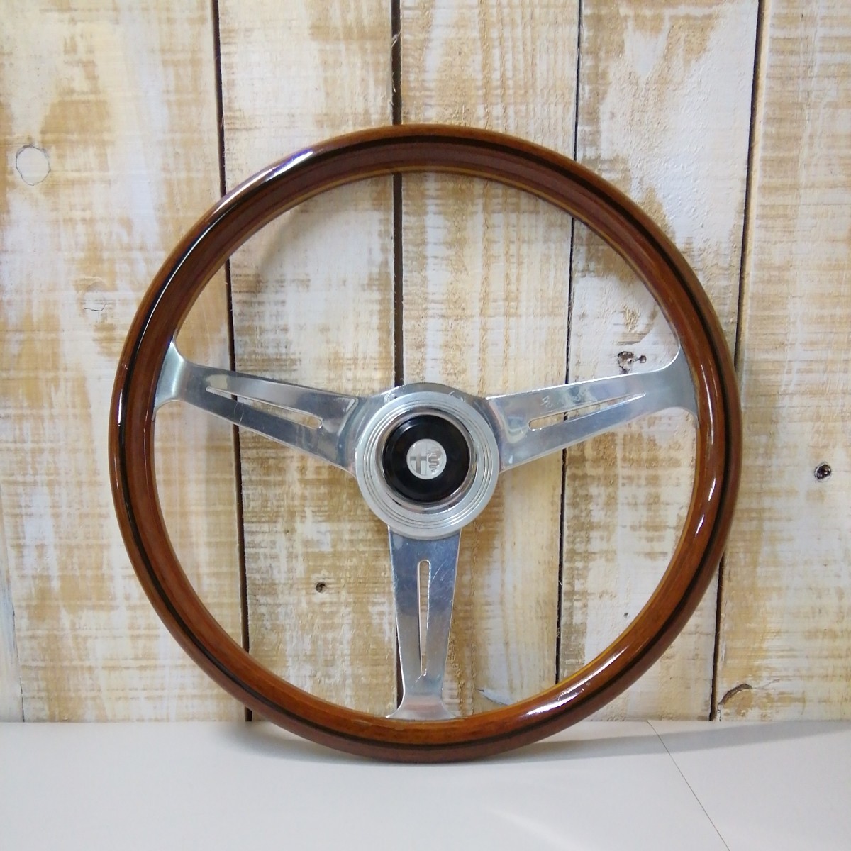 ★ナルディ ウッドステアリング・アルファロメオエンブレム★　NARDI　旧車　CLASSIC　クラシック　
