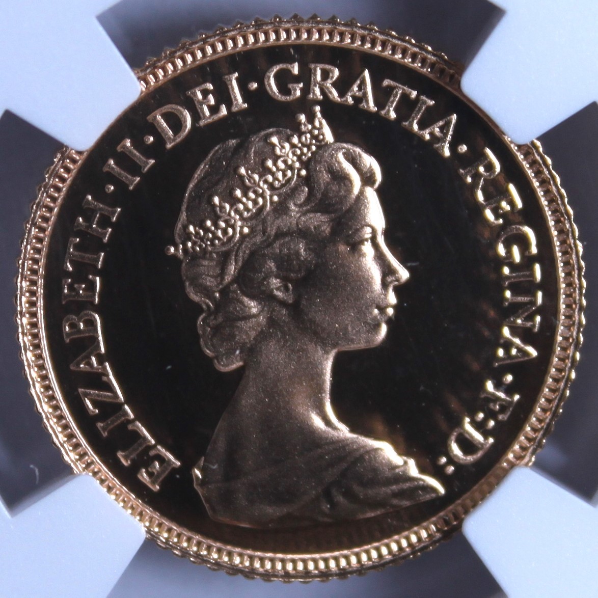 イギリス 1982年 ハーフソブリン金貨 NGC PF70 UC ヤングエリザベス