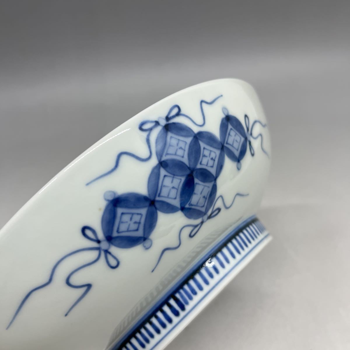 江戸時代後期 後期鍋島 染付 芙蓉文中皿 藍鍋島高台皿 櫛高台 図録掲載