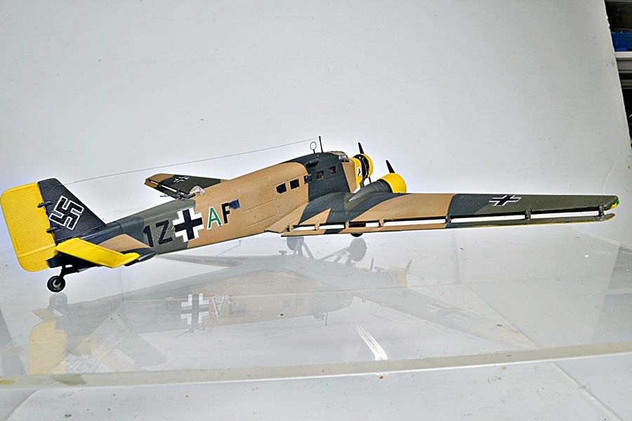 ユンカース 1⁄144 完成品◇ ユンカースJu52⁄3m 第1特殊爆撃航空