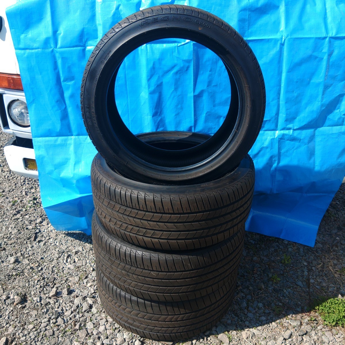 新品同様!! 225/45 R18 BRIDGESTONE REGNO ブリヂストン レグノ 4本