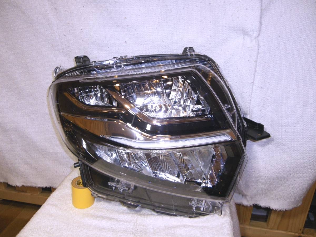 N67 美品 ステー破損ナシ 打刻Z タントカスタム LA650S LA660S 右