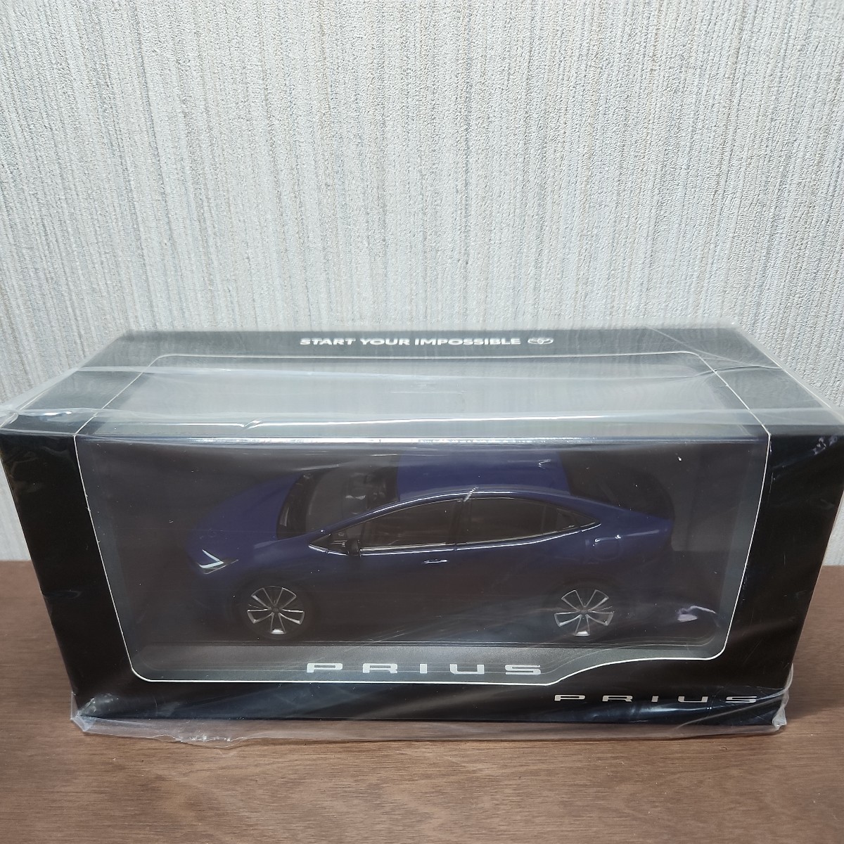 トヨタ プリウス60 ダークブルー カラーサンプル 1/30サイズ 非売品