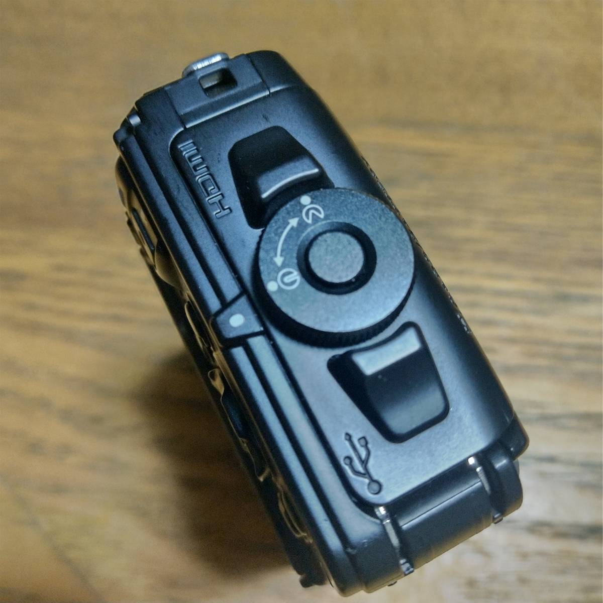 極上美品】☆ニコン Nikon COOLPIX W300 カムフラージュ(迷彩柄 