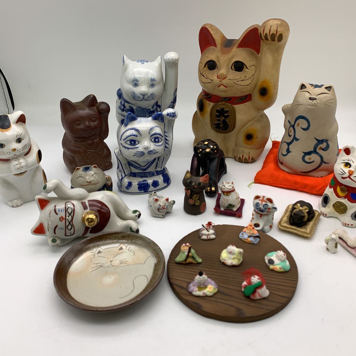 招き猫 置物 : YUEANDCUN 5匹セット カラフル 陶器製 縦横 | 開運」の 