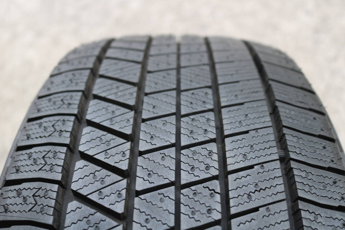 ☆中古品 バリ山 ブリヂストン スタッドレスタイヤ ブリザック VRX3