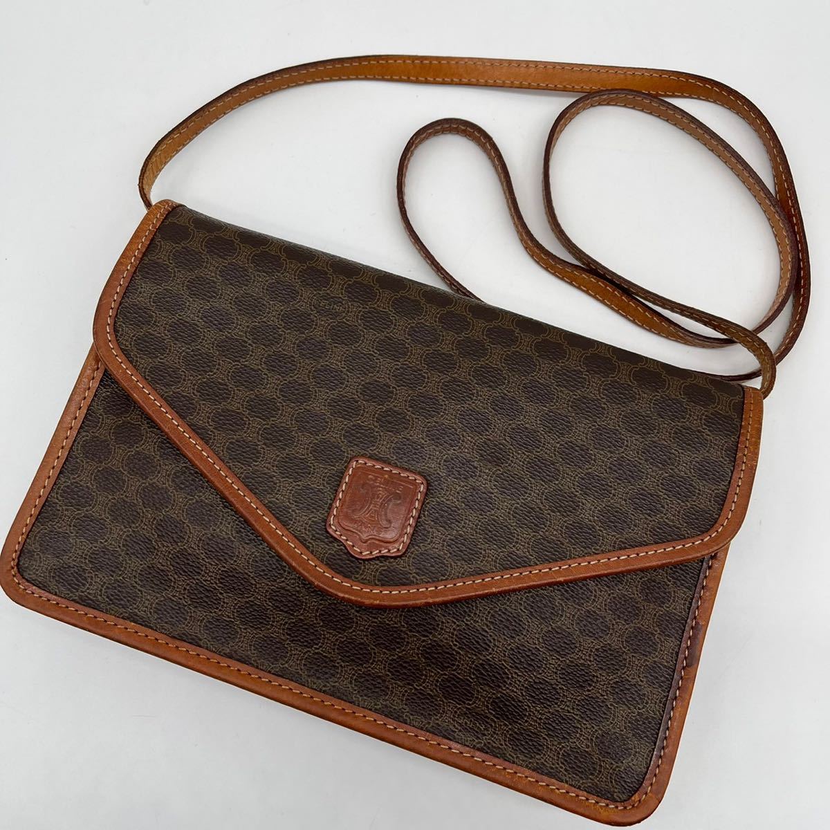 極美品 CELINE セリーヌ ショルダーバッグ 斜めがけ マカダム柄 