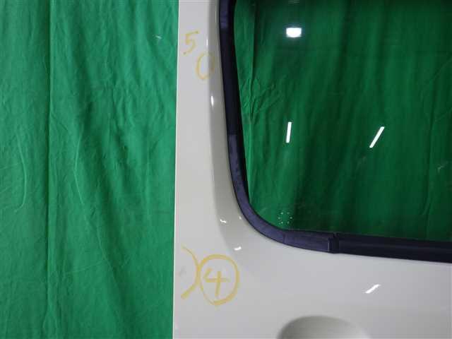 #10132　L675S　ミラココア　フロント　ドア　右　T19 ミラココア L675S Ｌ675Ｓ (フロントドア)の中古品 -l675 メッキドア
