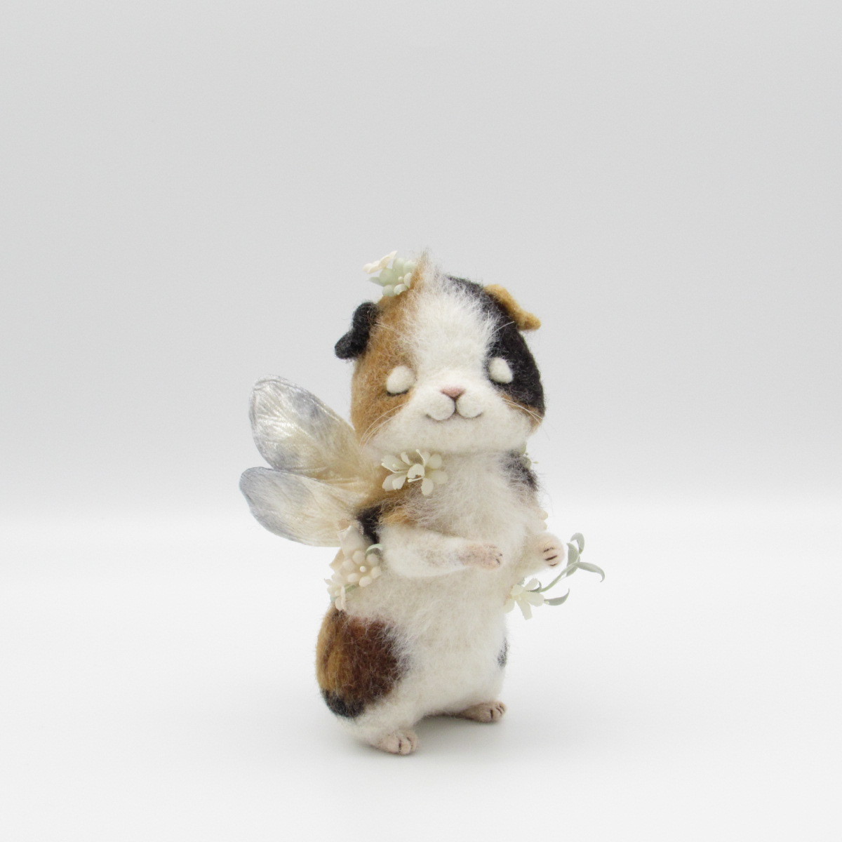 妖精モルモット 羊毛フェルト ハンドメイド (羊毛フェルト)｜売買され