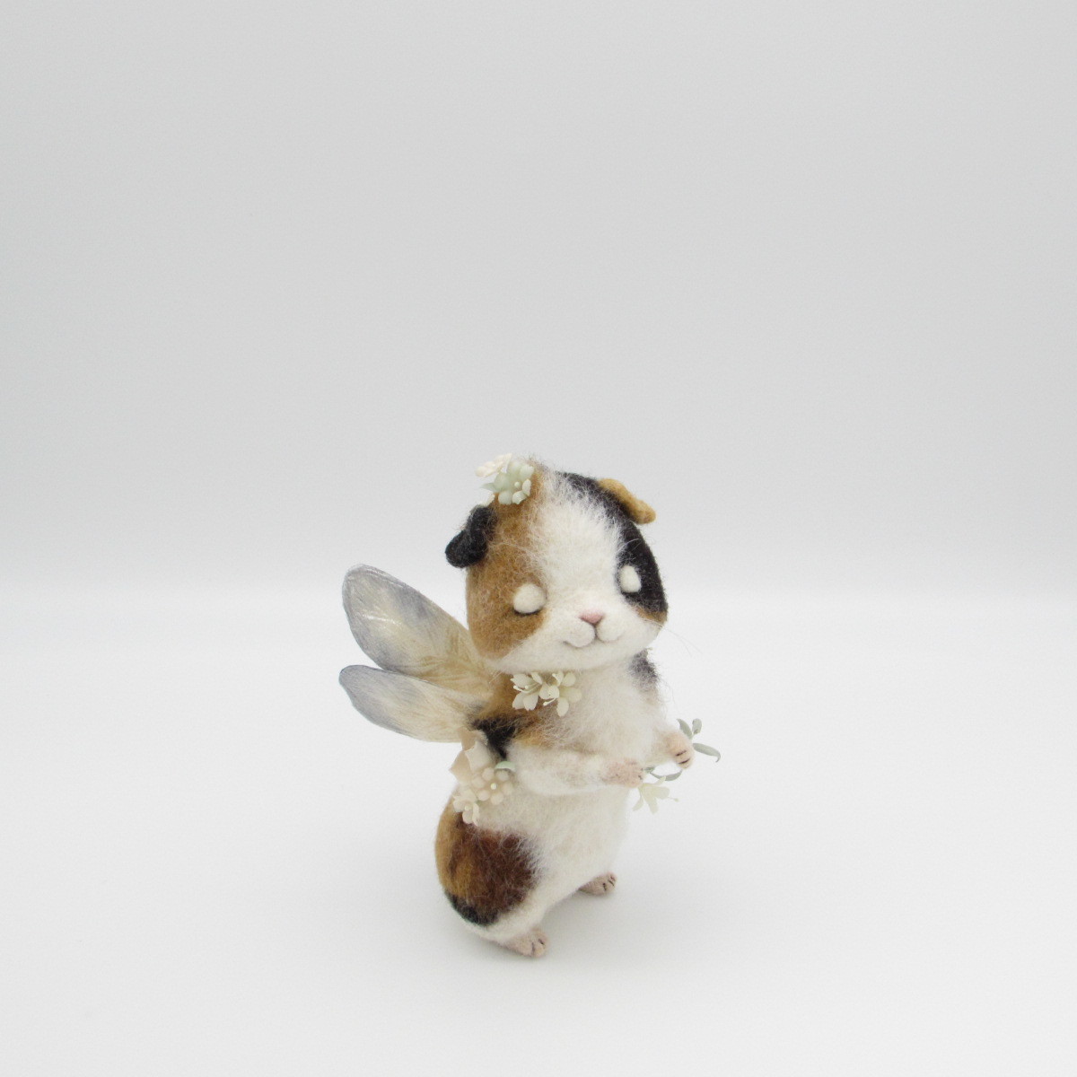 妖精モルモット 羊毛フェルト ハンドメイド (羊毛フェルト)｜売買され