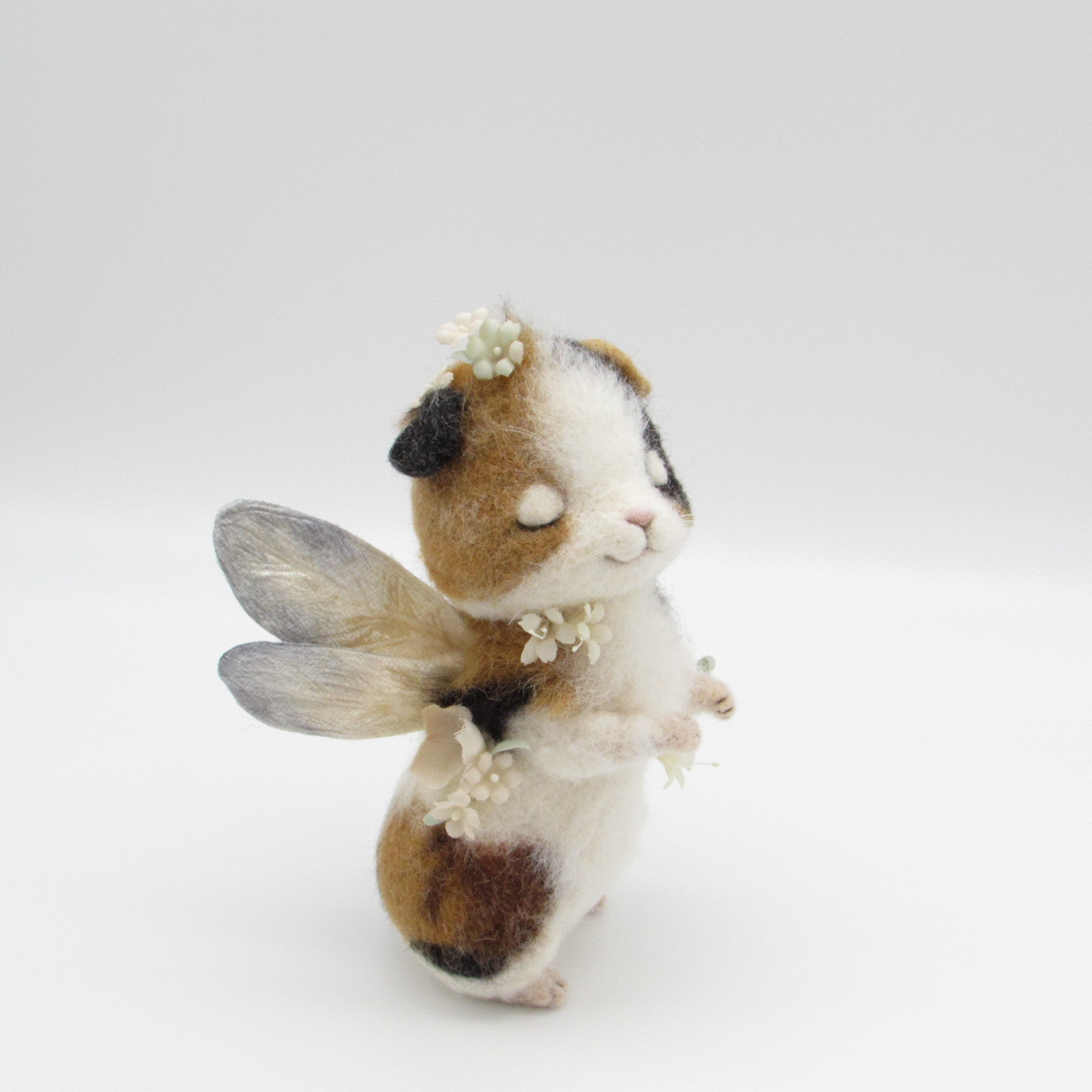 妖精モルモット 羊毛フェルト ハンドメイド (羊毛フェルト)｜売買され